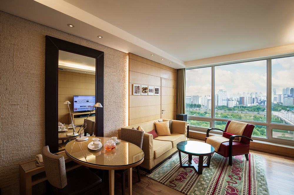 Marriott Executive Apartment Сеул Экстерьер фото
